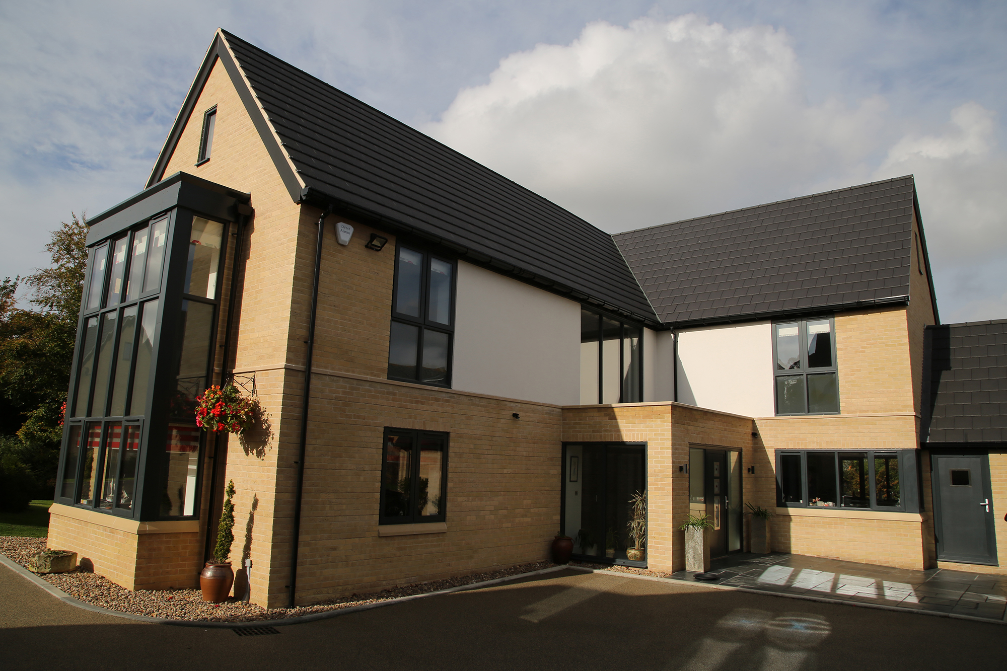 Residential Banner 10 - Newglaze Windows
