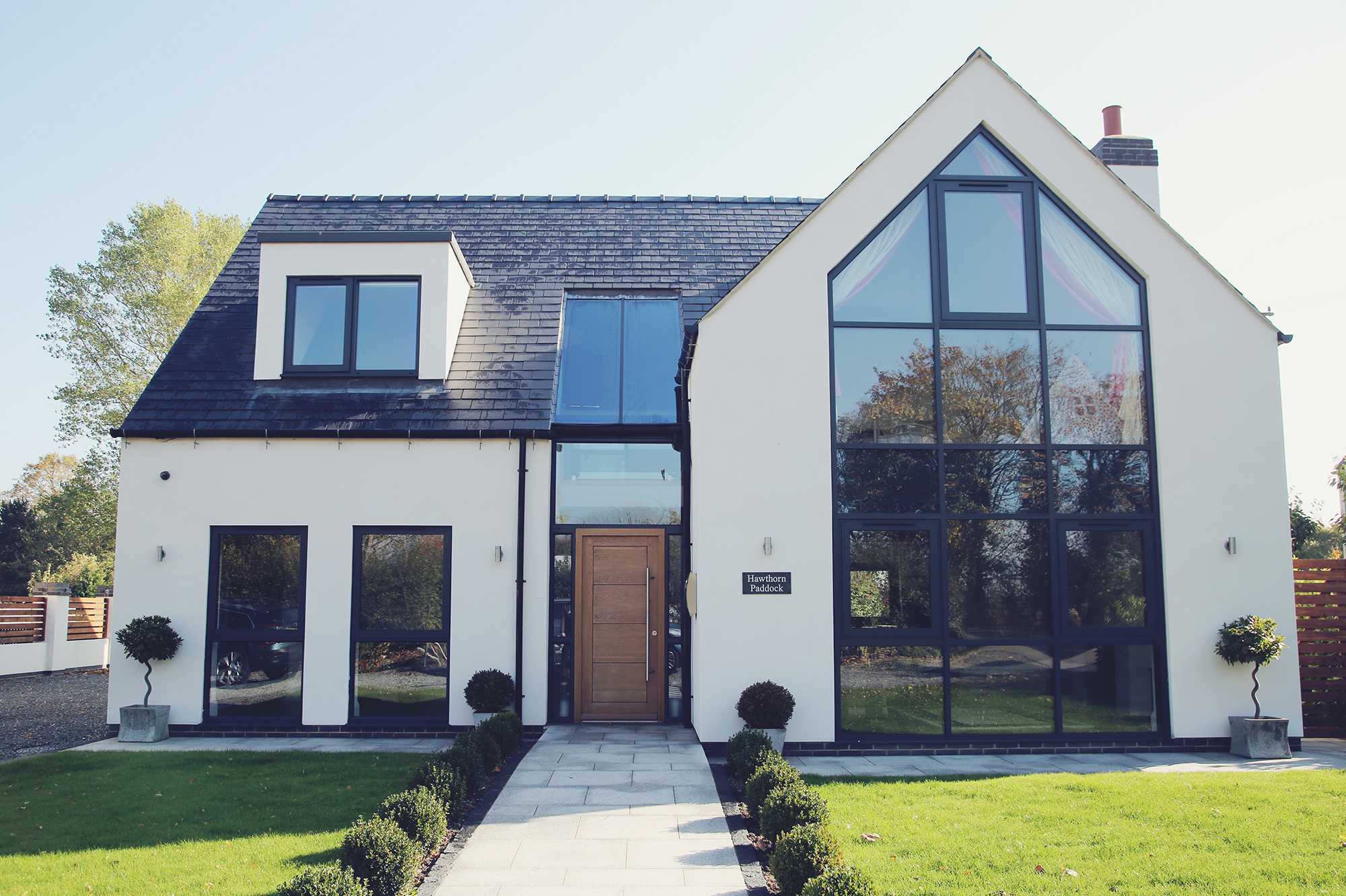 Residential Banner 2 - Grey Aluminium Windows, Doors, Bi-folds and Curtain Walling by Newglaze Windows